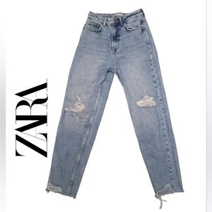 Zara Women's Light Blue Straight Leg Jeans EUC Size 2